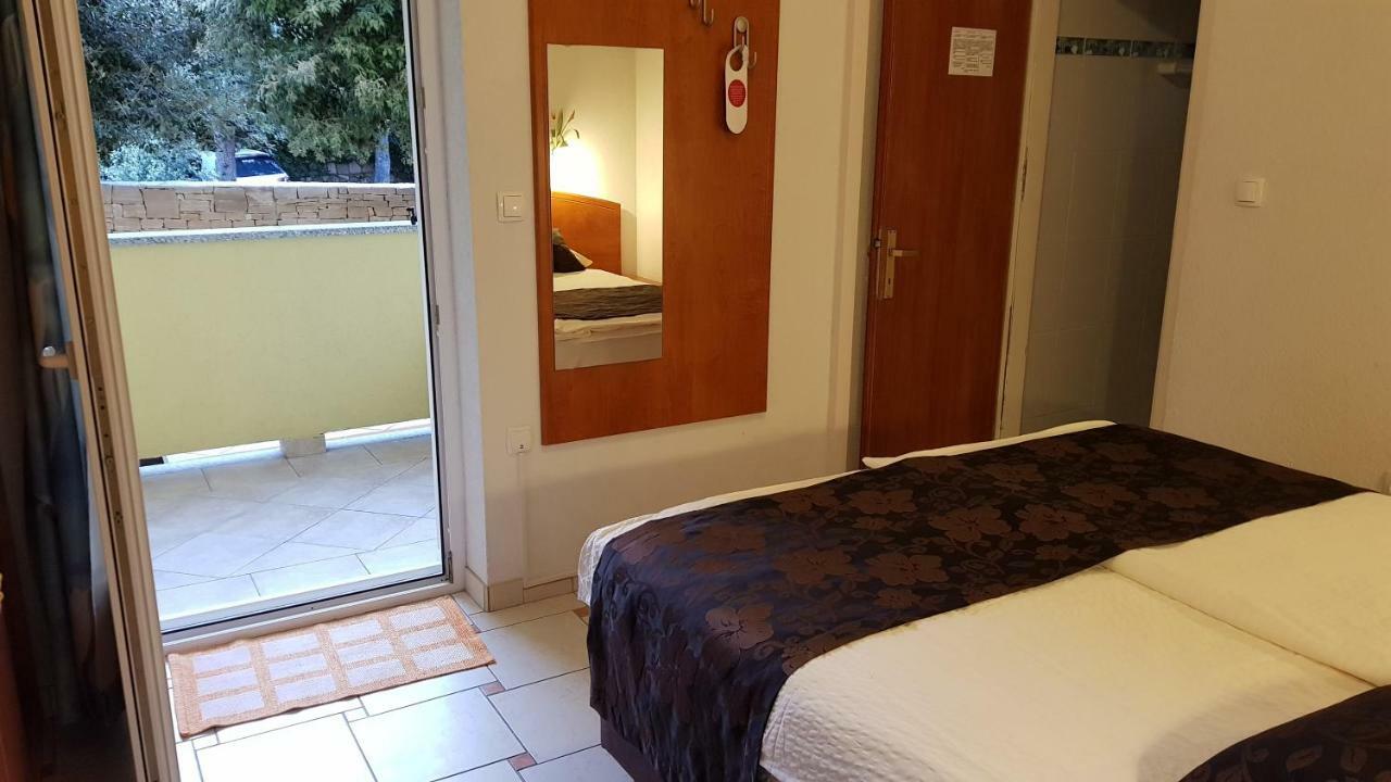 Villa Anka Kampor Extérieur photo